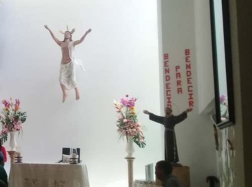 Capilla Clínica la Asunción en Barranquilla (Atlántico)