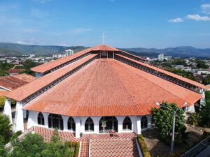 Parroquia Cristo Resucitado en Girardot (Cundinamarca)