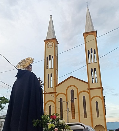 Parroquia San Jacinto en Tocaima (Cundinamarca)