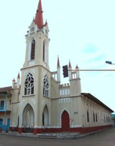 Parroquia San Miguel en Girardot (Cundinamarca)