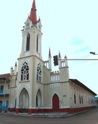 Parroquia San Miguel en Girardot (Cundinamarca)