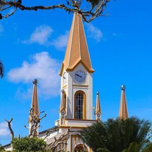 Parroquia Santiago Apostol en Caparrapí (Cundinamarca)