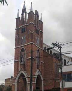 Parroquia Jesús Nazareno en Puente Aranda (Bogotá)