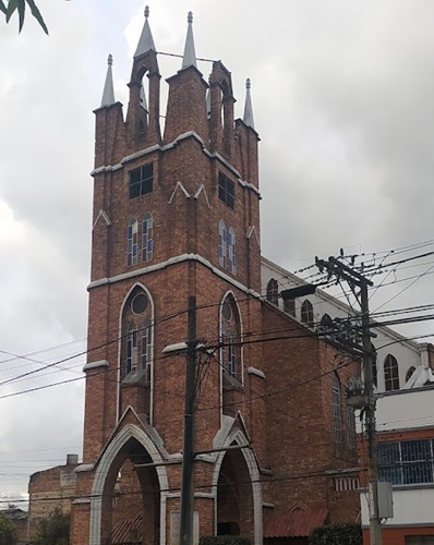 Parroquia Jesús Nazareno en Puente Aranda (Bogotá)