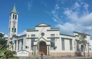 Iglesia San Francisco de Asís en Apartadó (Antioquia)