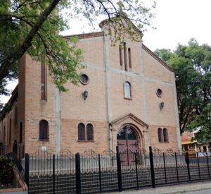 Parroquia San José Obrero en Bello (Antioquia)